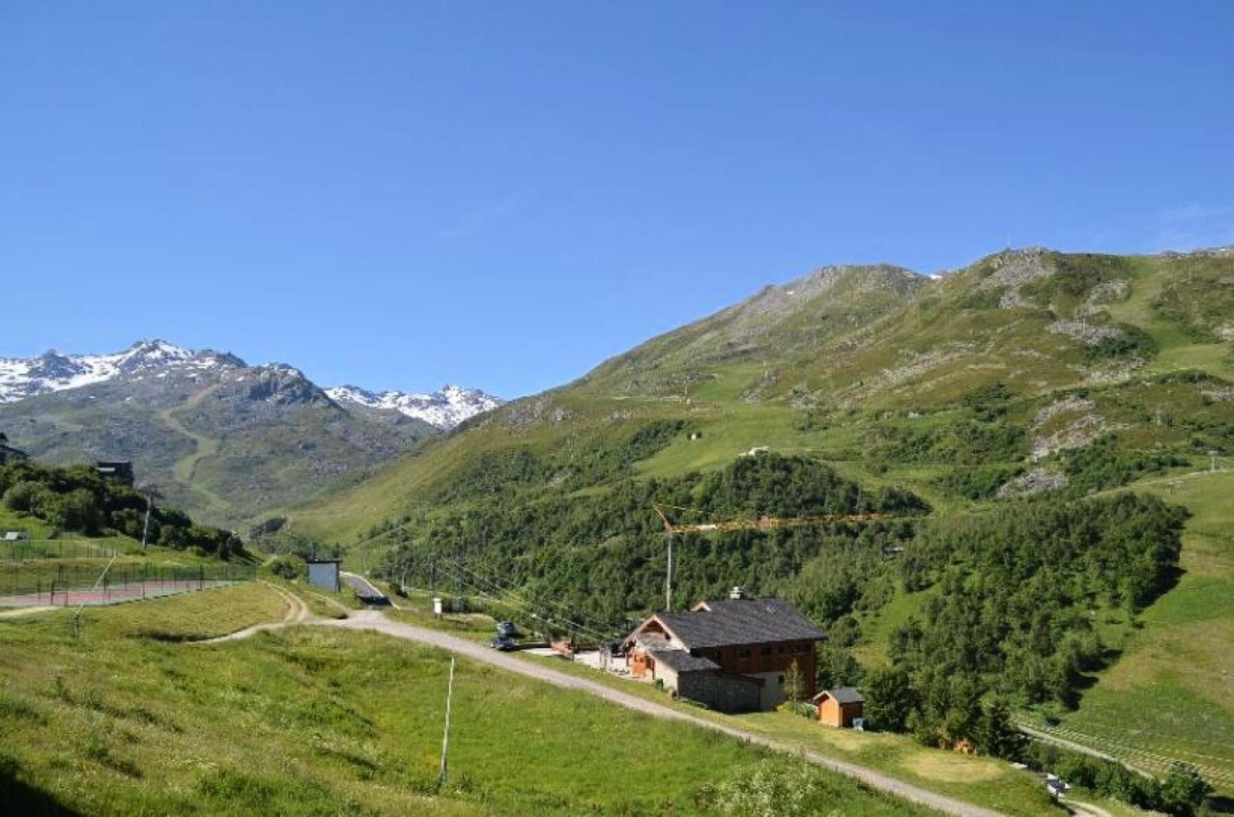 Residence Sarvan - Studio Cabine Au Pied Des Pistes Aux Menuires Mae-5164 サン・マルタン・ド・ベルヴィル エクステリア 写真